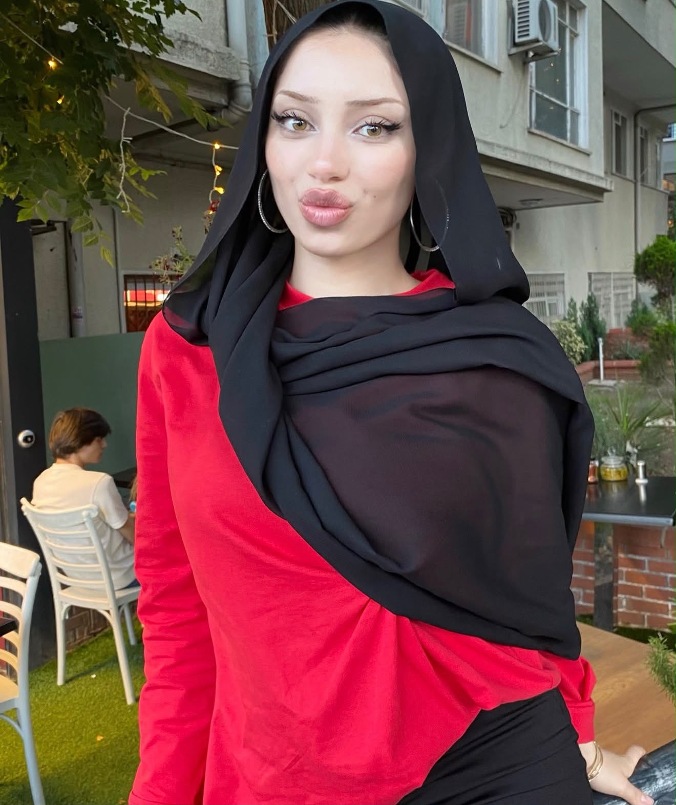 Hamzabey Cömert Kadın Escort Elçin