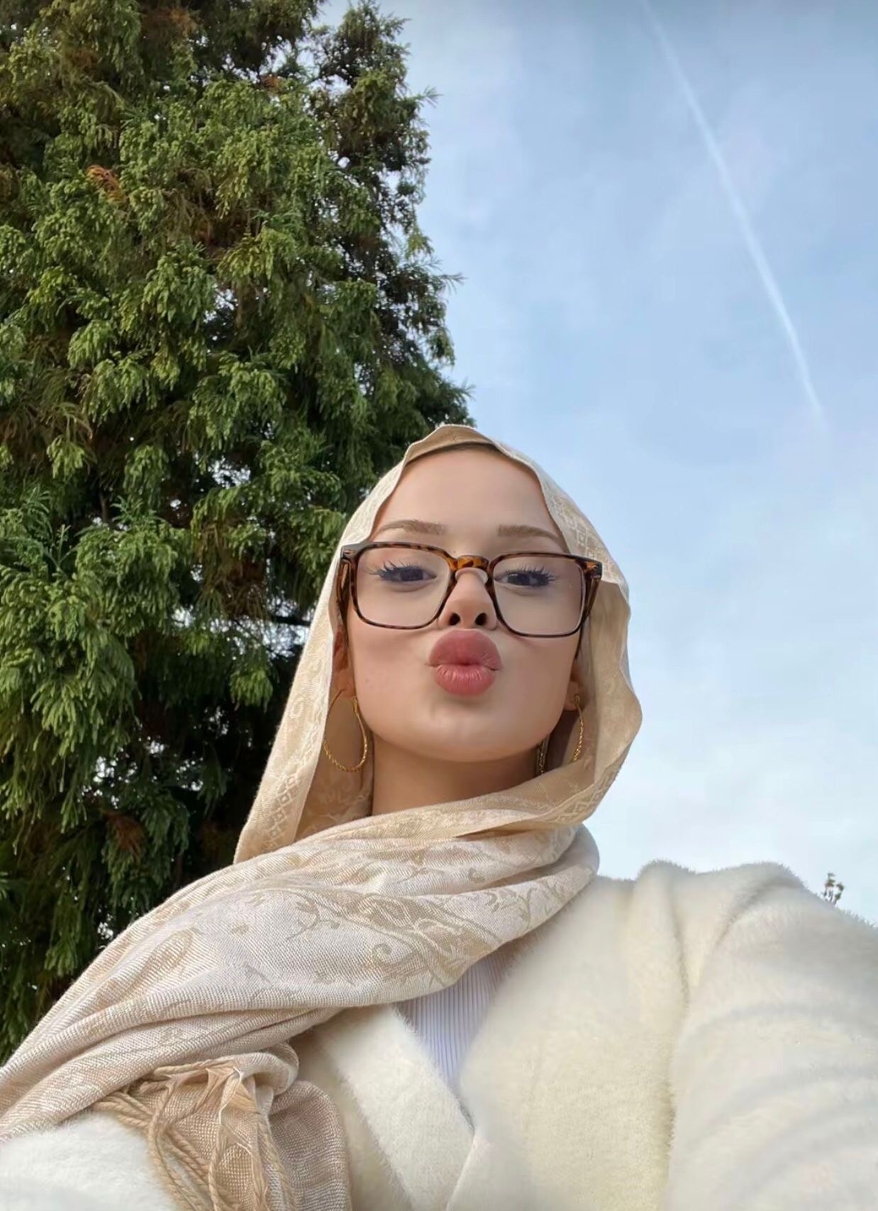 Erdemşah İdeal Kadın Escort Mina